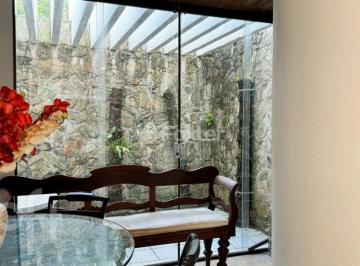 d84ff8e9 · Casa, 4 dormitórios, 358 m², em Itacorubi