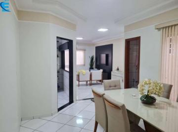 Foto 01 · Casa de 215 m², com 3/4 (1 suíte), cômodos grandes e com área gourmet completa.