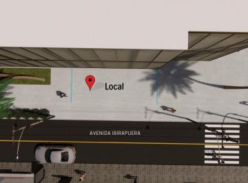 Comercial , São Paulo · Crie uma vitrine para sua empresa em frente ao prédio assinado pela Versace