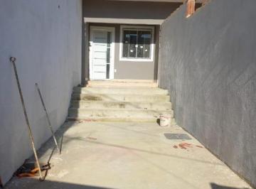 Foto 01 · Casa duplex primeira locação próximo Parque das Aguas