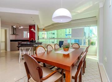 Apartamento · 115m² · 3 Quartos · 2 Vagas · Apartamento com vista mar à venda no Ed. Evidence Tower em Balneário Camboriú