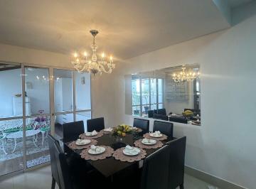 Casa · 150m² · 3 Quartos · 2 Vagas · Reserva do Parque - Sobrado à venda no bairro Despraiado - Cuiabá/MT