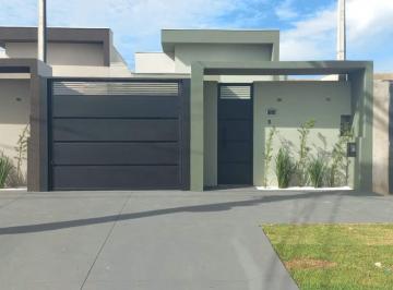 Casa · 108m² · 3 Quartos · 3 Vagas · Casa com 3 quartos sendo 1 suíte no Jardim dos Ipês em Três Lagoas - MS