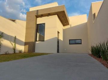 Casa · 84m² · 3 Quartos · 2 Vagas · Casa com 3 quartos sendo 1 suíte à venda no bairro Setsul em Três Lagoas - MS