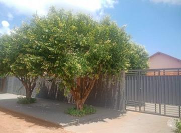 Casa · 156m² · 4 Quartos · 3 Vagas · Casa com quintal amplo, 4 quartos sendo 1 suíte à venda no Jardim Alvorada em Três Lagoas - MS