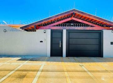 Casa · 140m² · 2 Quartos · 2 Vagas · Casa com 2 dormitórios à venda no Santos Dumont em Três Lagoas - MS