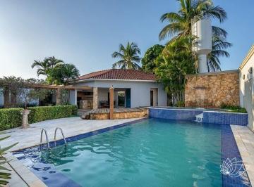 Casa · 423m² · 3 Quartos · 2 Vagas · Casa com 3 quartos, sendo 1 suíte à venda no Jardim Primaveril em Três Lagoas - MS