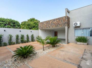 Casa · 206m² · 3 Quartos · 2 Vagas · Casa com 3 quartos sendo 1 suíte à venda no Jardim Paranapungá em Três Lagoas - MS