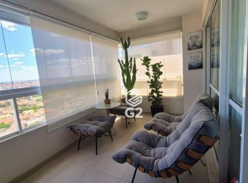 e82013ebc2644f48da0962f8408d7f1f5b871f2d · Apartamento montado de 139m² na região central com 3 suítes e 3 vagas de garagem, móveis planejados