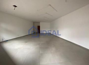 Foto 01 · Sala comercial para locação no centro em Concórdia Sc.
