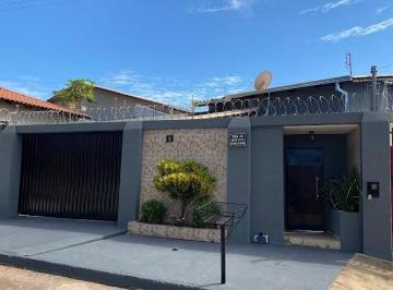 Casa de 3 quartos, Caldas Novas · Casa à venda no Caldas D’Oeste – Excelente localização em Caldas Novas!