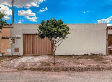 Fachada · Casa - Jardim Nova esperança - Próximo ao portal shopping Casa de Rua com 3 Quarto(s) por R$ 330.000