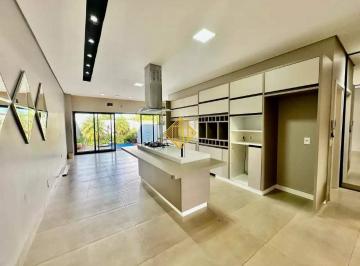 Casa · 189m² · 3 Quartos · 2 Vagas · Sofisticação e Modernidade! Sobrado Alto Padrão com Piscina!