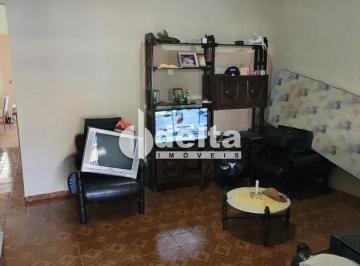 Casa 1 · Casa residencial com 3 quartos disponível para venda no bairro Martins em Uberlândia MG