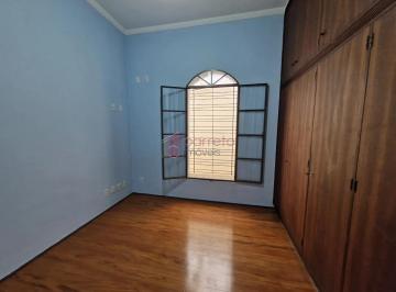 Comercial · 157m² · 2 Vagas · CASA COMERCIAL PARA VENDA NO CENTRO - JUNDIAÍ/SP
