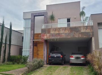Casa · 235m² · 4 Quartos · 4 Vagas · CASA À VENDA NO CONDOMÍNIO RESIDENCIAL DOS IPÊS NO ENGORDADOURO EM JUNDIAÍ/SP