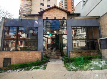 Comercial · 232m² · CASA COMERCIAL