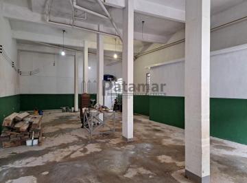 Comercial · 162m² · 5 Vagas · Galpão comercial para locação no Jd Jussara