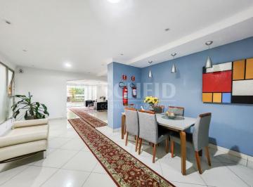 Apartamento · 123m² · 3 Quartos · 1 Vaga · Apartamento á Venda no Jardins com 123m², 3 quartos sendo 1 suíte, 1 vaga.