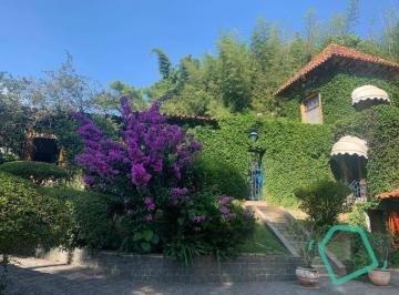 737b32fa582296bf19d2b3a8e2a7ef8af0945ce1 · Casa com 5 dormitórios à venda, 550 m² por R$ 1.800.000,00 - Granja Viana - Carapicuíba/SP