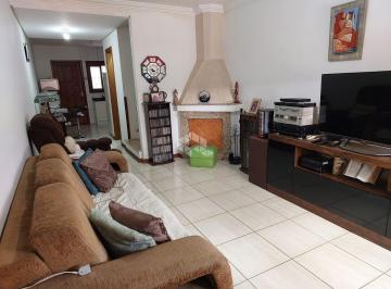 689629_i2Y28Ci67J5871y_68962967f30cdda095f.jpg · Casa 3 dormitórios, 1 suíte, 1 vaga, no  bairro Hipica