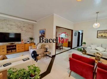 Casa · 204m² · 4 Quartos · 3 Vagas · Casa linear 4 quartos com piscina Vila Isabel