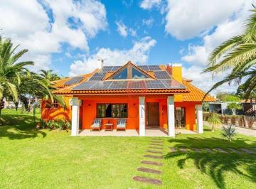 8a72603b85bd4f8eb56f29fbcb03a9548119d241 · Sobrado com 3 suítes à venda, 400 m² por R$ 2.950.000 - Paragem dos Verdes Campos - Gravataí/RS