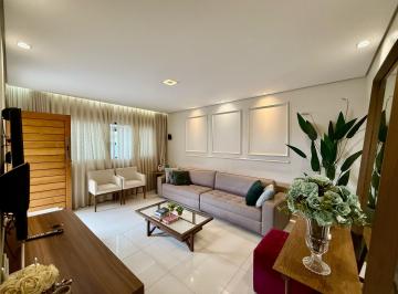 Casa de 3 quartos, Sobradinho · SOBRADO / 3 QUARTOS / COZINHA COM ARMARIOS / CONDOMINIO / NOVA COLINA 1 