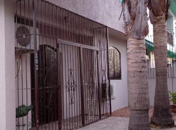 Casa · 76m² · 3 Quartos · 4 Vagas · Casa térrea, 3 dormitórios, 1 suíte, living para 2 ambientes, cozinha, pátio, 2