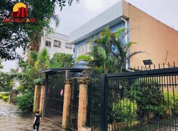 Casa · 214m² · 4 Quartos · 2 Vagas · Vende casa com terreno de 609,60m² no bairro São João, Porto Alegre RS