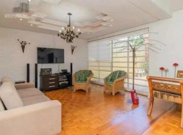 Casa · 234m² · 3 Quartos · 3 Vagas · Casa 3d com suíte, bairro três figueira