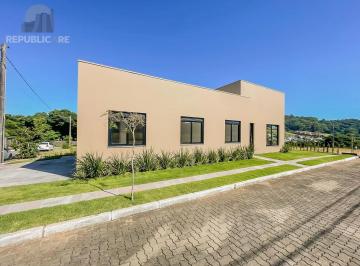 Casa · 100m² · 3 Quartos · 2 Vagas · Casa térrea com 100m² privativo, em condomínio fechado na Estrada Jorge Pereira