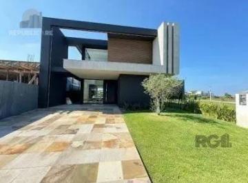 Casa · 208m² · 4 Quartos · 3 Vagas · Casa à venda - no Centro