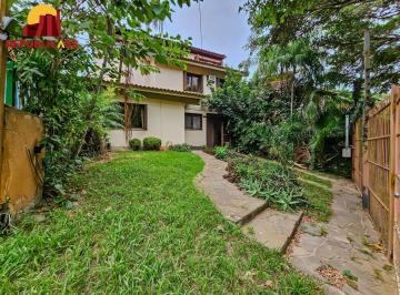 Casa · 160m² · 5 Quartos · 2 Vagas · Casa em condomínio fechado, 5 dormitórios, 2 vagas de garagem - Bairro Teresópol