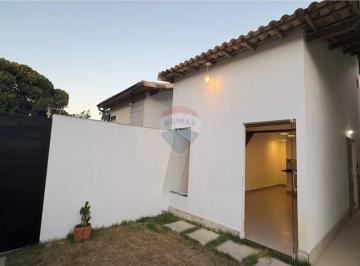 Casa · 386m² · 1 Quarto · Loft à Venda em Búzios – Bairro Rasa, Próximo ao Cruzeiro | Oportunidade de Investimento Imobiliário