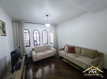 Casa · 173m² · 3 Quartos · 2 Vagas · Sobrado sendo 3 Quartos + Edícula + 2 Vagas no Bela Vista em Osasco.