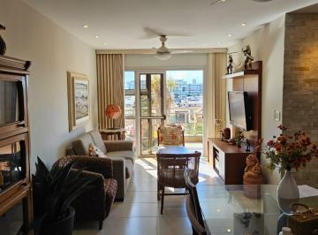 Apartamento de 3 quartos, Cabo Frio · Apartamento Espaçoso e Confortável c/ 2 Quartos Avarandado à Venda
