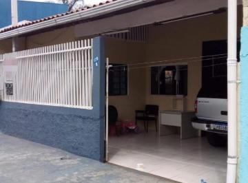 Foto 01 · TERRENO COM 2  CASAS CONSTRUÍDAS  - 3 Dormitórios  - Banheiros - Sala de estar - Cozinha ampla - Áre