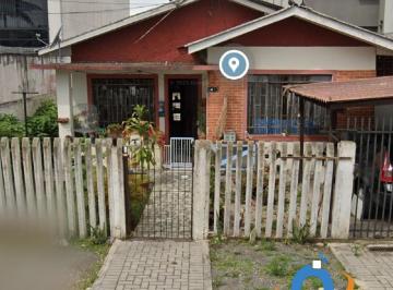 Foto 01 · TERRENO ZS-1 COM UMA CASA CONSTRUÍDA EM EXCELENTE LOCALIZAÇÃO   Terreno amplo com uma casa residenci