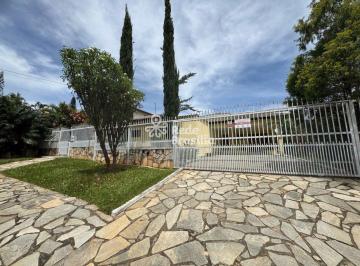 Casa · 286m² · 3 Quartos · 4 Vagas · SHIN QL 01 CONJUNTO 01 - 03 quartos, muito espaçosa, com piscina e churrasqueira! Terreno: 666,67m²/