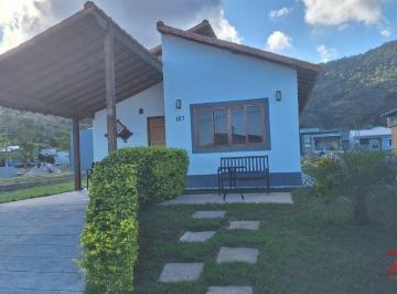 Casa · 100m² · 3 Quartos · 2 Vagas · Casa com 3 Quartos e Suíte no Vivere Jardim Residencial – São José, Maricá/RJ