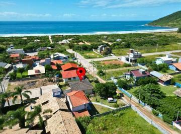 Casa · 80m² · 2 Quartos · 1 Vaga · Casa a venda na Praia da Gamboa, Garopaba!