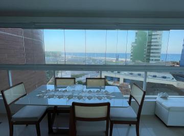Apartamento de 2 quartos, Salvador · Apartamento 2/4 com Vista Mar no Jardim Armação