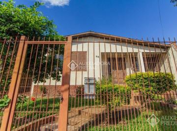 Casa · 130m² · 3 Quartos · 2 Vagas · casa de três dormitórios com 2 vagas de garagem