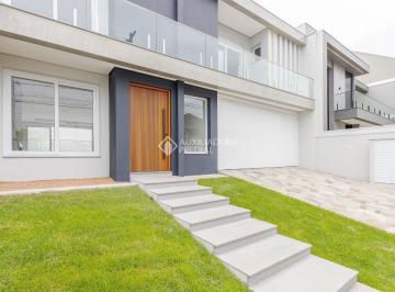 Casa · 240m² · 4 Quartos · 4 Vagas · Sofisticação e Conforto - Sobrado com 4 Suítes em Bairro Nobre!
