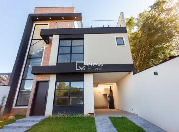 Casa · 142m² · 3 Quartos · 2 Vagas · Triplex alto padrão com vista em Santa Felicidade.