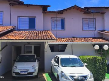 Casa de 3 quartos, Goiânia · Casa a Venda em Condomínio Fechado em Goiânia