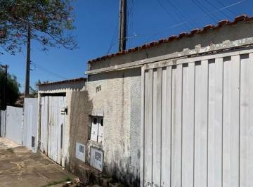 Casa · 40m² · 2 Quartos · 2 Vagas · Imóvel à Venda com 2 Casas e Potencial para Expansão!
