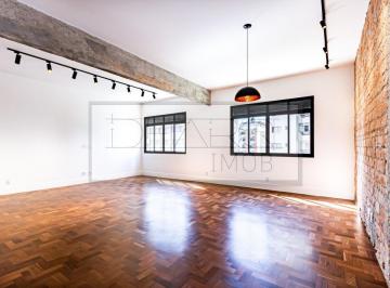 Apartamento · 212m² · 3 Quartos · 1 Vaga · Apartamento Reformado com 212m² e 3 suítes - Próximo à Consolação e Higienópolis