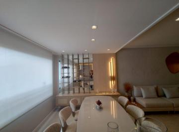 9711f299943ed424cc9d3abdf940400a89eb7639 · Apartamento decorado à venda no Canto do Forte em Praia Grande - SP.